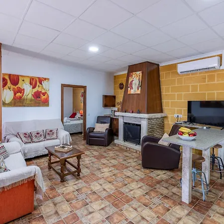 Holiday home Casita De La Cantera La Lantejuela